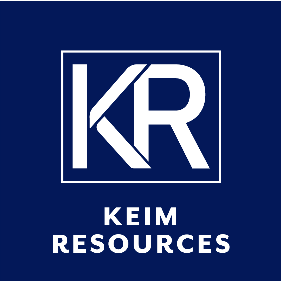KR Logo White over Navy-100